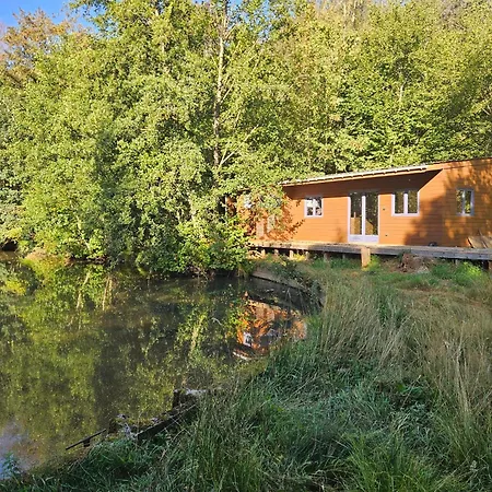 L'etang D'une Pause In Chimay, Nature And Pleasure Ferienhaus *